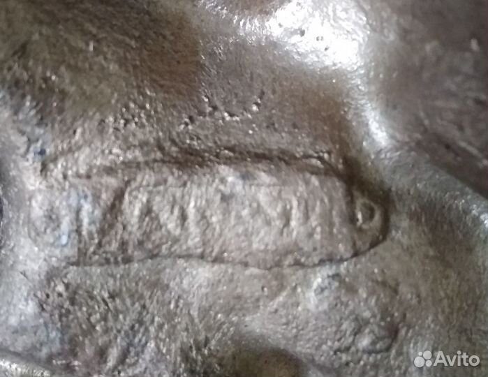 Подсвечник бронзовый