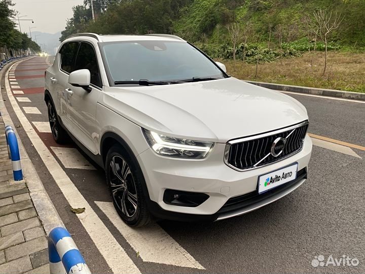 Volvo XC40 2.0 AT, 2021, 32 000 км