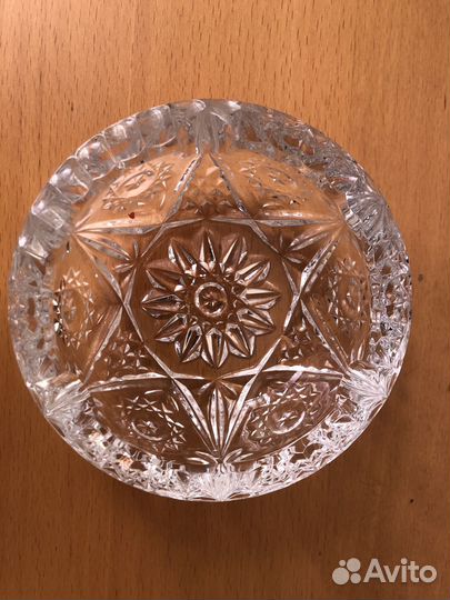 Хрустальная пепельница