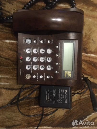 Стационарный телефон LG