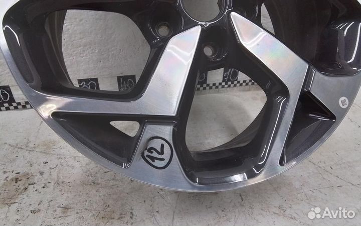 Диск колеса литой Kia Sportage 4 R17