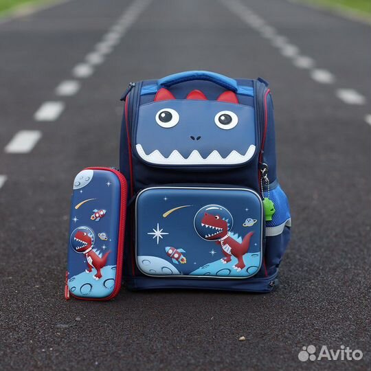 Школьный рюкзак