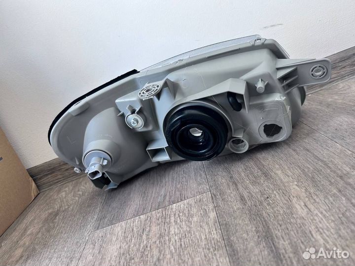 Фара Hyundai Accent 2 лс 2000-2012