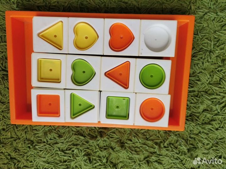 Развивающие игрушки