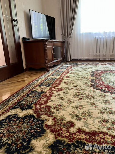 Ковер шерстяной