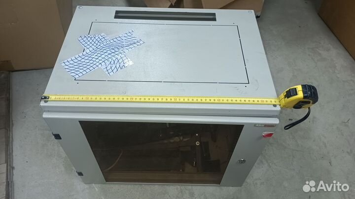 Телекоммуникационный шкафы 12u и 22u юнитов