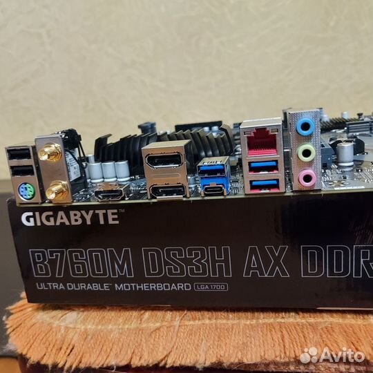 Материнская плата