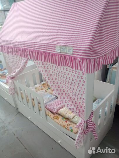 Детская кроватка домик 1600-800