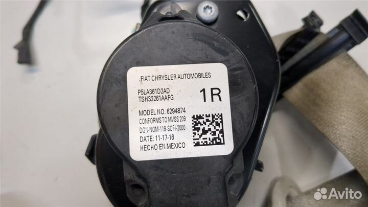 Ремень безопасности Chrysler Pacifica, 2017