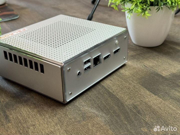 Игровой мини компьютер 7840HS 16gb 512 ssd