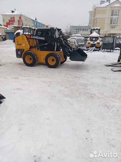 Водитель на мини погрузчик