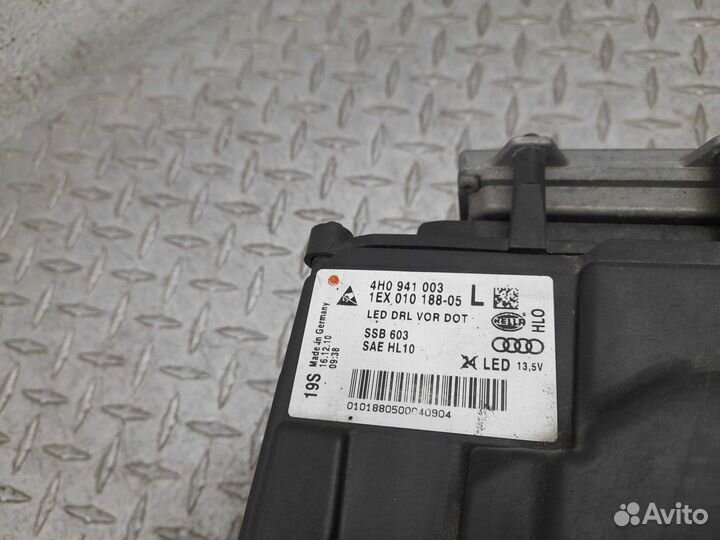 Фара левая Audi A8/S8