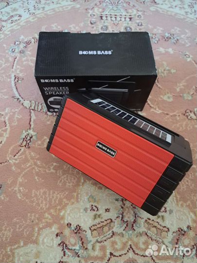 Беспроводная портативная колонка