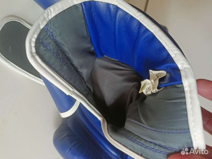 Боксерские перчатки Green Hill 14 oz