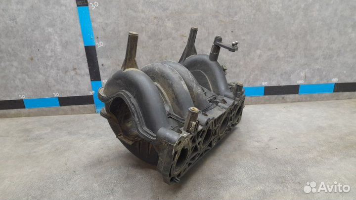 Впускной коллектор Лада Ларгус 1 1.6 K7M (84.3)
