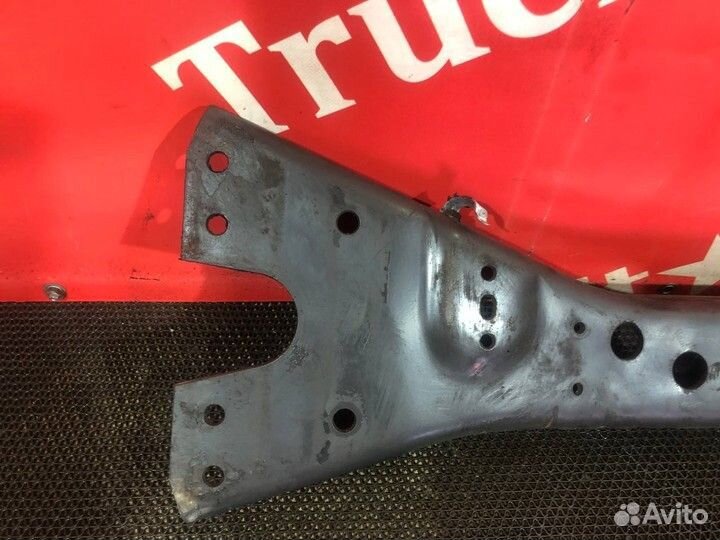 Траверса рамы поперечная