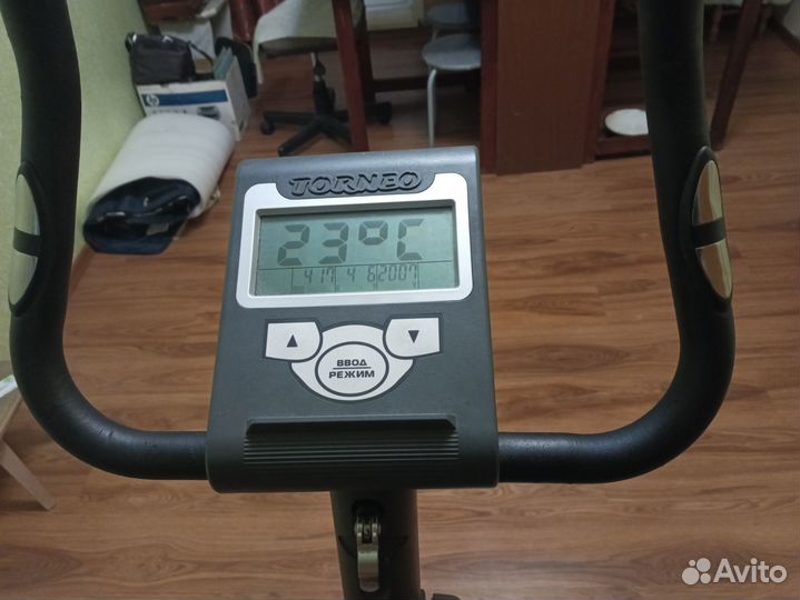 Велотренажер torneo