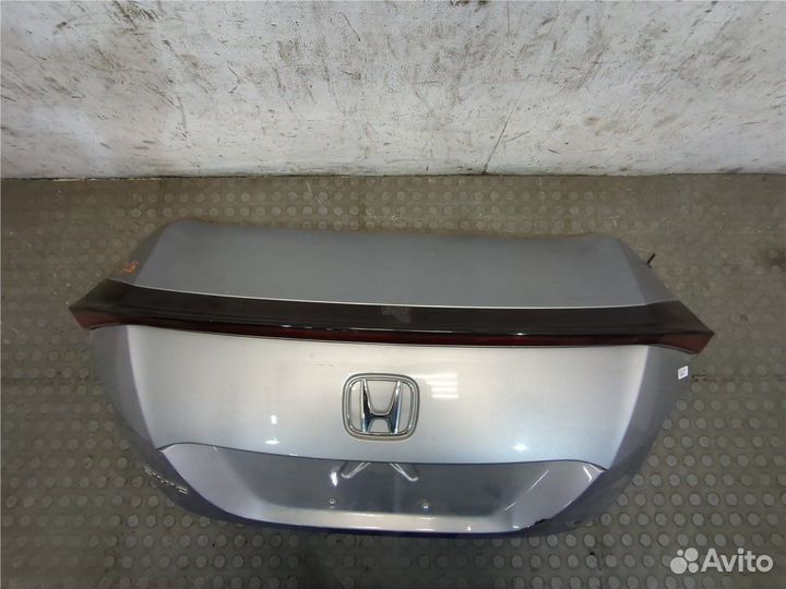 Крышка багажника Honda Civic, 2019