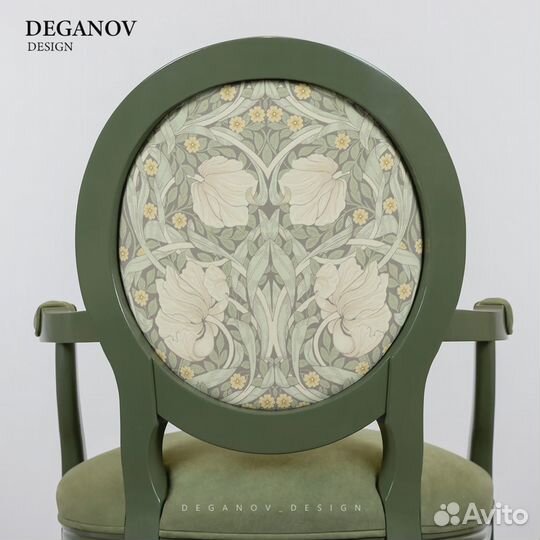 Кресло-медальон