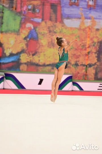 Купальник для художественной гимнастики