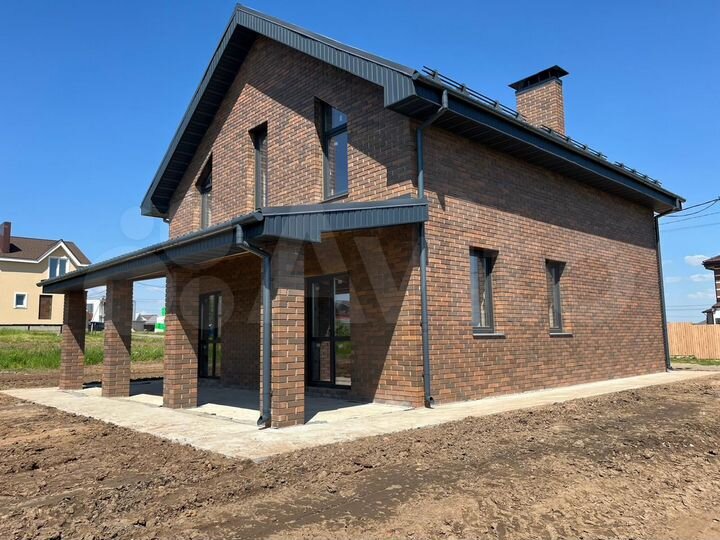 Коттедж 152,8 м² на участке 10 сот.