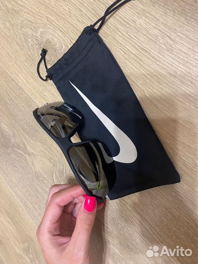 Солнцезащитные очки Nike Vision