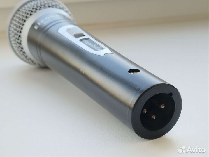 Динамический микрофон Elenberg MA-220