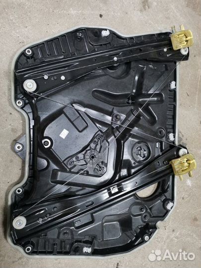 Стеклоподъемный механизм передний правый Bmw X3