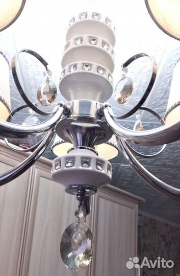 Люстра для высоких потолков