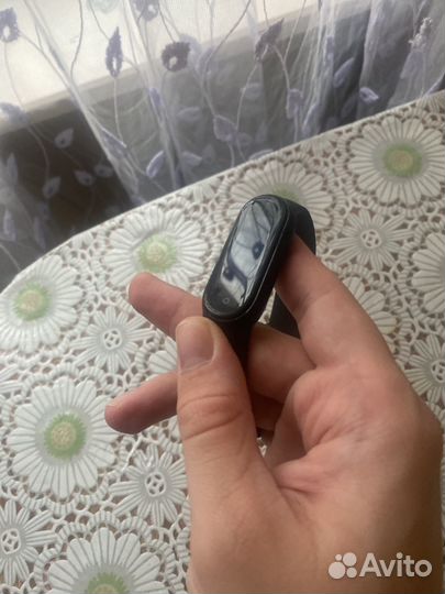 Часы xiaomi mi band 5