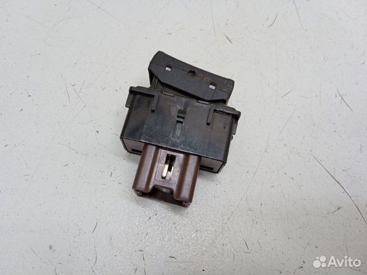 Кнопка обогрева сиденья левая Nissan Sentra B17