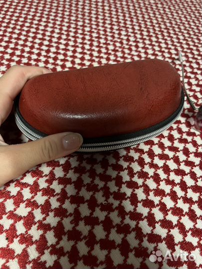 Солнцезащитные очки женские