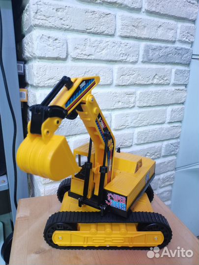 Экскаватор steel roder super digger