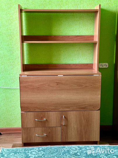 Письменный стол