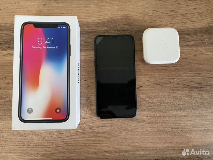 iPhone X, 64 ГБ