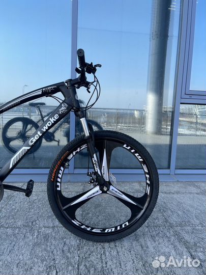 Велосипед на литых дисках