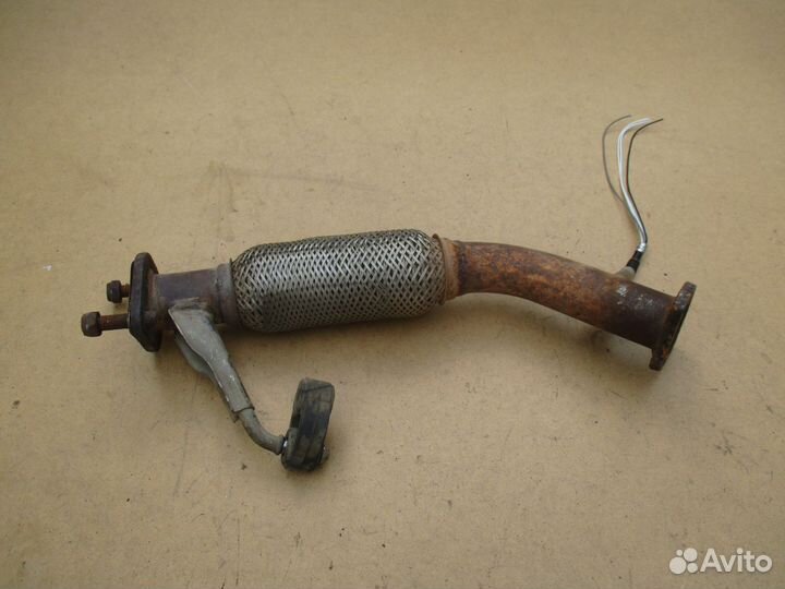 Приемная труба глушителя Hyundai Solaris