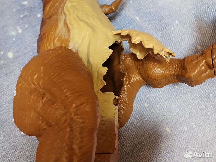 Гигантский тиранозавр Jurrassic World 2