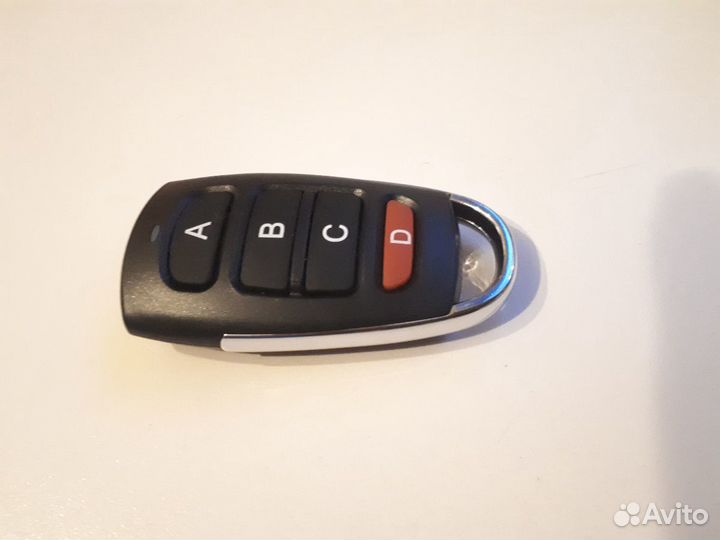 Универсальный пульт для ворот, шлагбаумов и пр