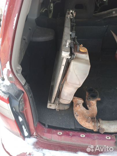 Радиатор охлаждения subaru forester sg5