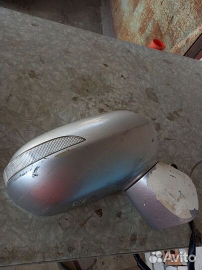 Зеркало правое на хонду фит