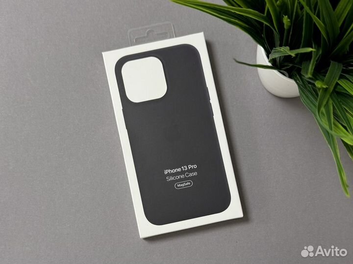 Чехол на iPhone 13 Pro Silicone Case