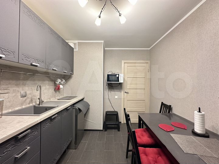1-к. квартира, 37 м², 8/17 эт.