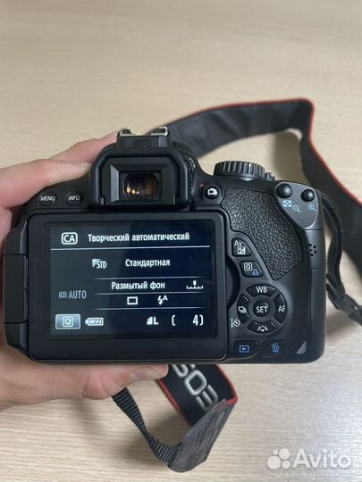 Зеркальный фотоаппарат canon eos 650d