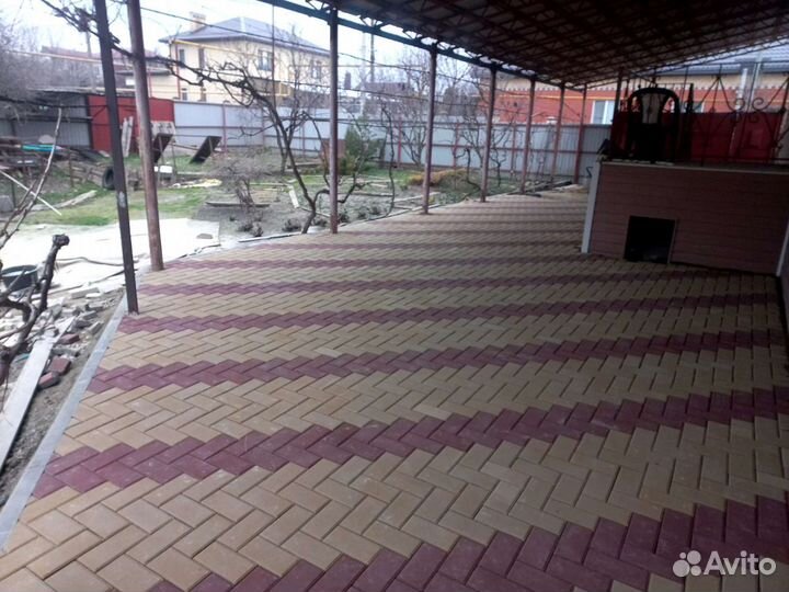 Укладка тротуарной плитки