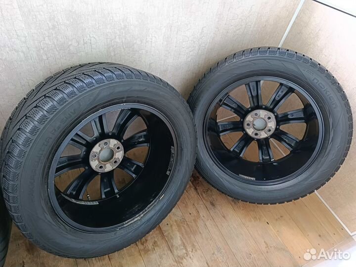 Nokian Tyres Hakkapeliitta R2 SUV 285/50 R20 116R