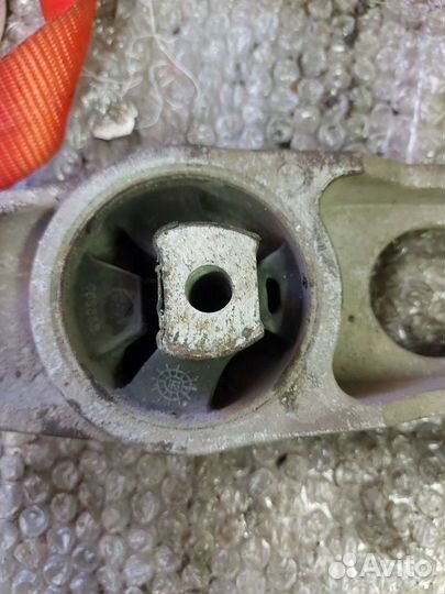 Опора. двигателя нижняя Неон Круйзер