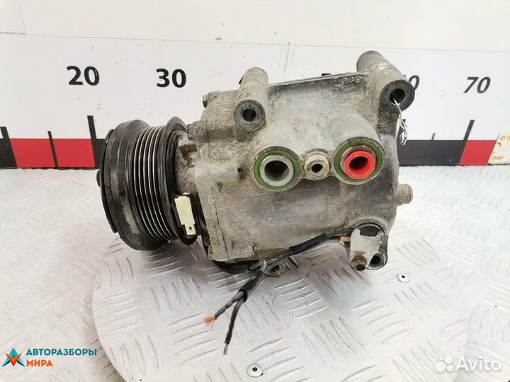 Компрессор кондиционера Ford Focus 2001 1779107