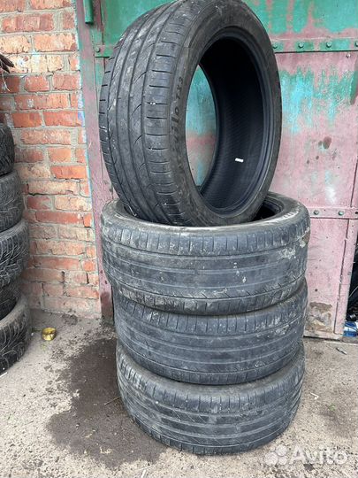 Tyfoon All Season 255/45 R19