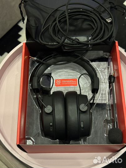 Игровые наушники hyperx